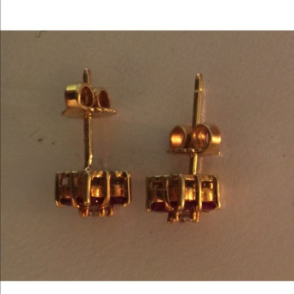 Ruby and diamond pierced earrings - Picture 3 of 8